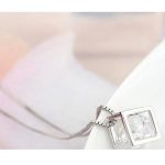 Kocka fülbevaló és nyaklánc szett, Fehér