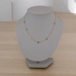 14k arany nyaklánc, 7 db szív medállal