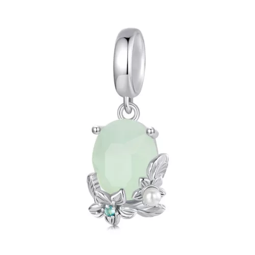 Ezüstcharm vintage stílusban