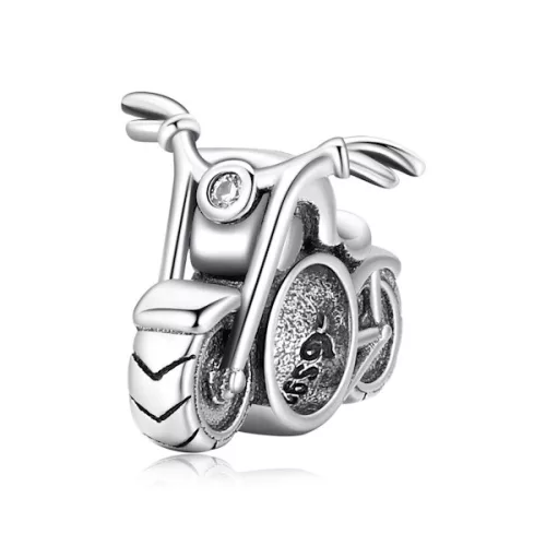 Ezüstcharm, motor