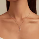 Ezüst nyaklánc holdmedállal