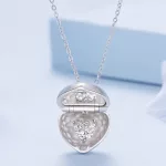 Ezüst női nyaklánc nyitható szívmedállal