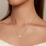 Ezüst női nyaklánc pillangómedállal