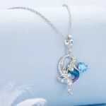 Ezüstből készült nyaklánc hableánymedállal