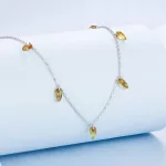 Ezüst nyaklánc üvegfüggyöngyökkel