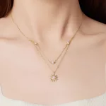 Ezüst nyaklánc napmedállal