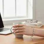 925 sterling ezüst karkötő kristályokkal, 20 cm