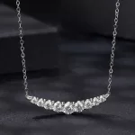 Ezüst nyaklánc kristályos medállal