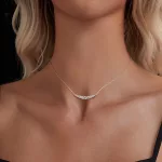 Ezüst nyaklánc kristályos medállal