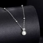 Ezüst nyaklánc fehér igazgyönggyel