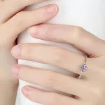 Apró virágos ezüst gyűrű, Pink, 8