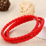 Fonott hármas bőr karkötő, Piros