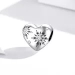 Ezüst charm 925, szív hópelyhekkel