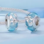 Ezüstcharm, utazás