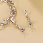 Ezüstcharm, Eiffel-torony