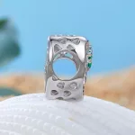 Ezüstcharm, tengerpart