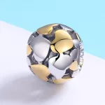 Ezüst charm szívekkel