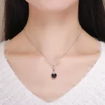 Ezüst charm, fekete gyöngy