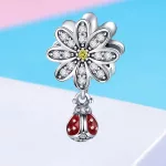 Ezüst charm 925, katica virággal