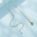 Ezüst női nyaklánc hamszamedállal